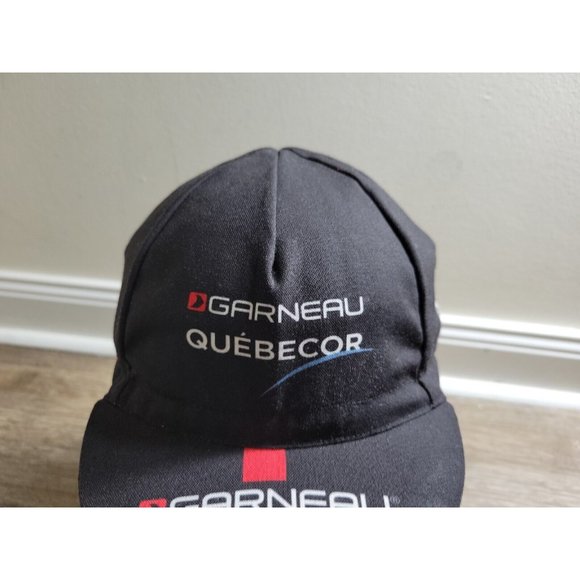 Garneau Black Cycling Race Hat Cap Quebecor Fitted Stretch Lightweight Cycle - Picture 2 of 10